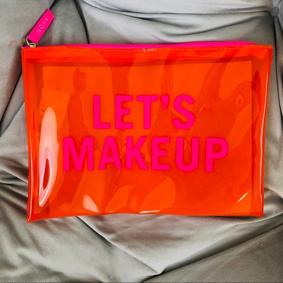Avon Accessories - ⚠️CLEARANCE!⚠️AVON Jelly Makeup Bag~